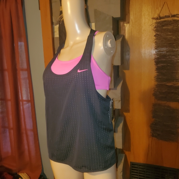 SIZE SMALL NIKE SWIM - Picture 3 of 10